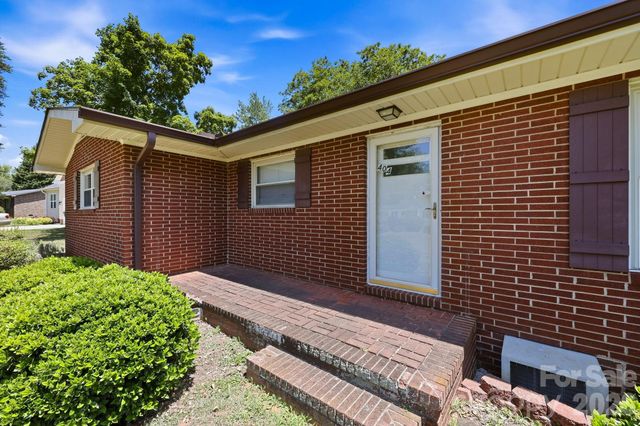 404 E Lyerly Street, Salisbury, NC 28146