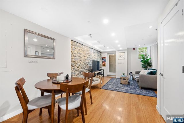 565 Jersey Avenue 1, Jersey City, NJ 07302