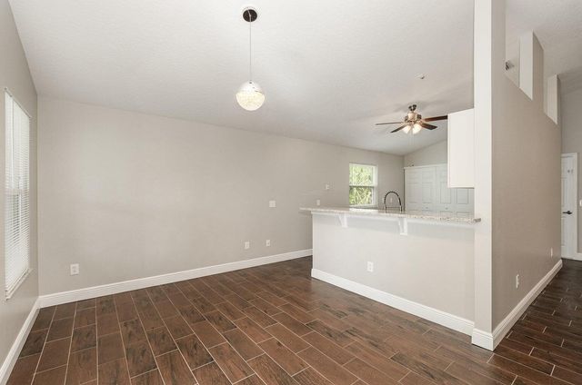 513 Oak Mont Place, Melbourne, FL 32940