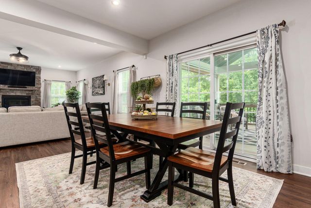 8262 Arbor Lane, Blacklick, OH 43004