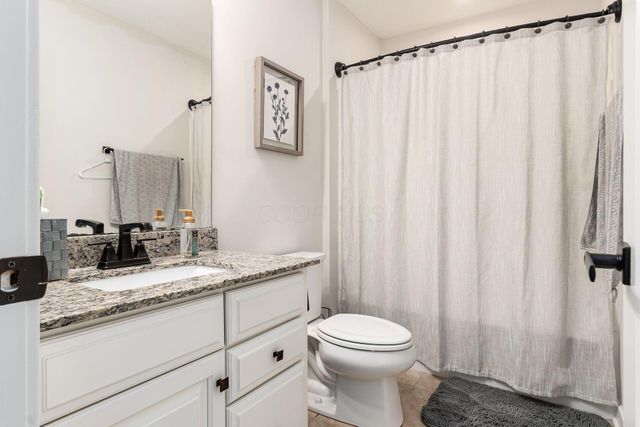 8262 Arbor Lane, Blacklick, OH 43004