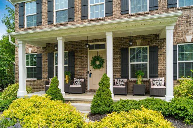 8262 Arbor Lane, Blacklick, OH 43004