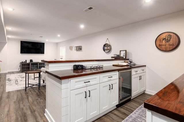 8262 Arbor Lane, Blacklick, OH 43004