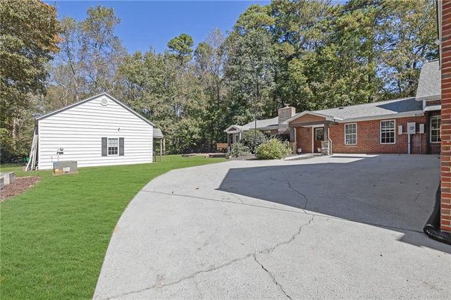 2325 Mountain Road, Alpharetta, GA 30004