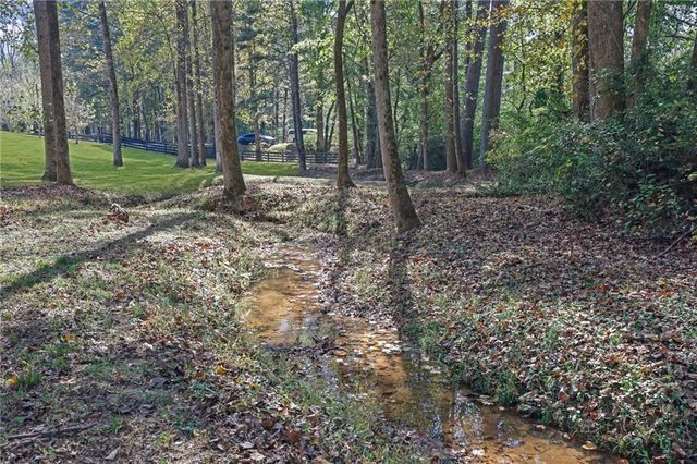 2325 Mountain Road, Alpharetta, GA 30004