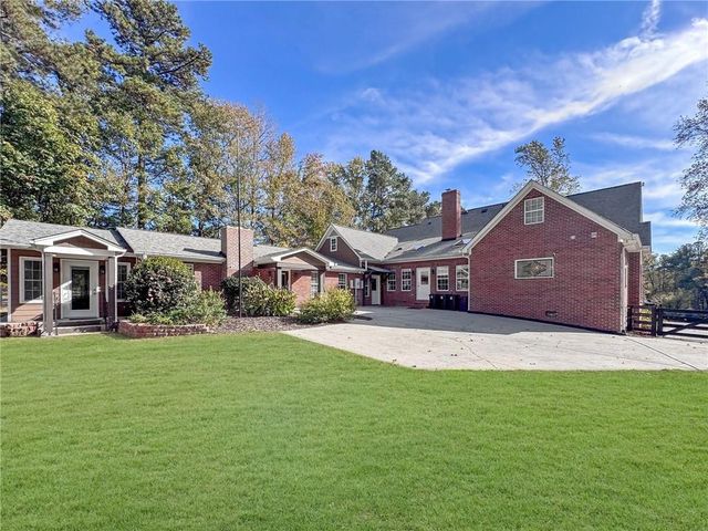 2325 Mountain Road, Alpharetta, GA 30004