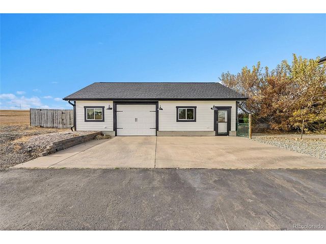 715 Coyote Trl, Elizabeth, CO 80107