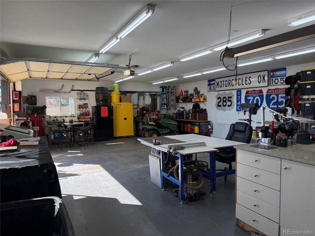 715 Coyote Trl, Elizabeth, CO 80107