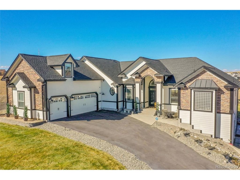 715 Coyote Trl, Elizabeth, CO 80107