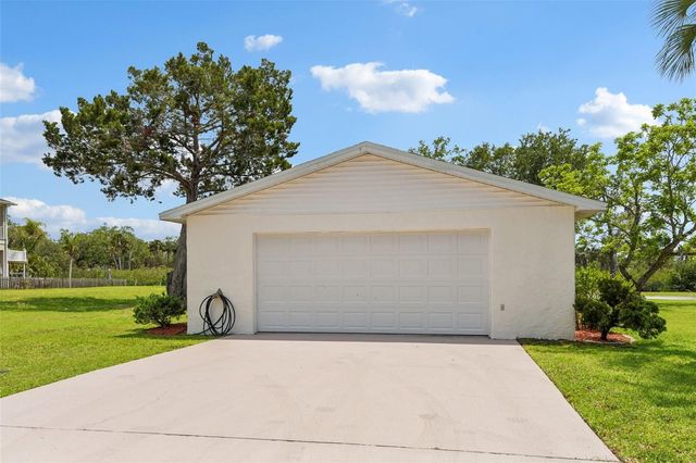 8212 HAYWARD LANE, Port Richey, FL 34668