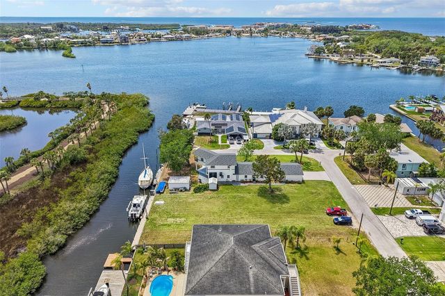 8212 HAYWARD LANE, Port Richey, FL 34668