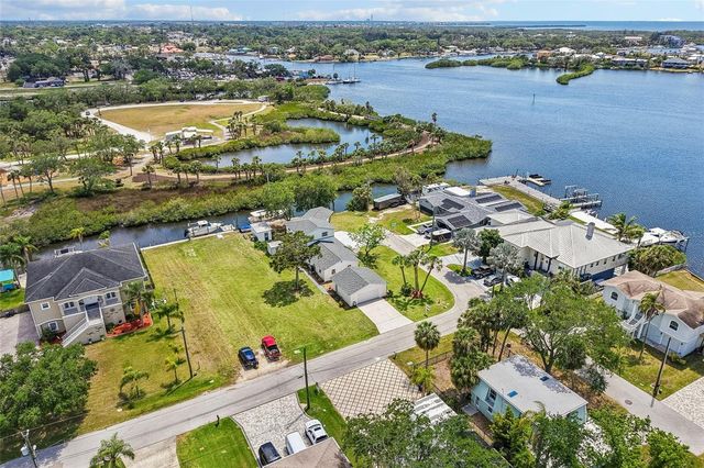 8212 HAYWARD LANE, Port Richey, FL 34668
