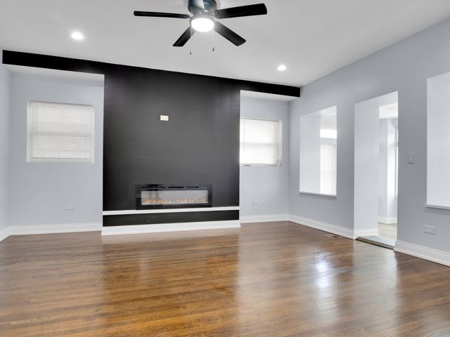 7947 S May Street, Chicago, IL 60620