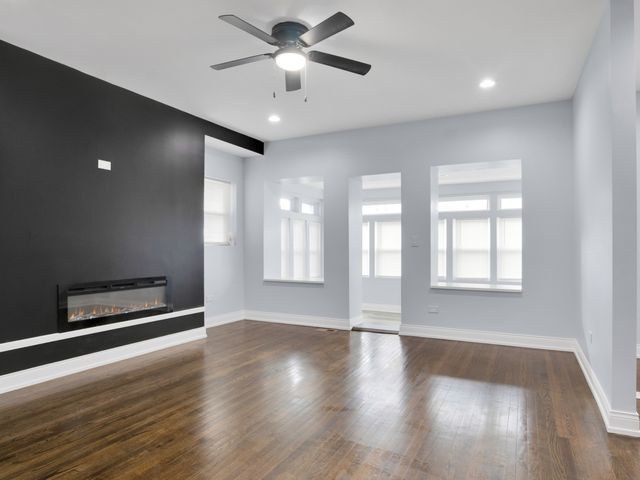 7947 S May Street, Chicago, IL 60620