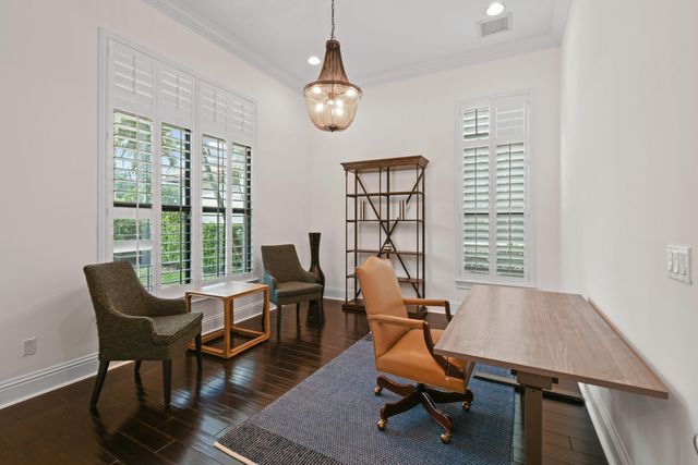 145 Gardenia Isles Drive, Palm Beach Gardens, FL 33418