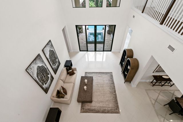 145 Gardenia Isles Drive, Palm Beach Gardens, FL 33418