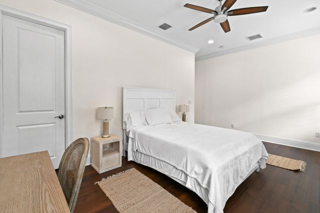 145 Gardenia Isles Drive, Palm Beach Gardens, FL 33418