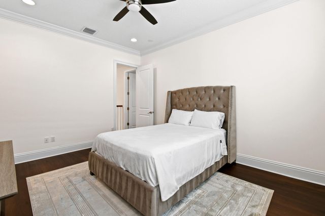 145 Gardenia Isles Drive, Palm Beach Gardens, FL 33418