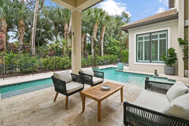 145 Gardenia Isles Drive, Palm Beach Gardens, FL 33418