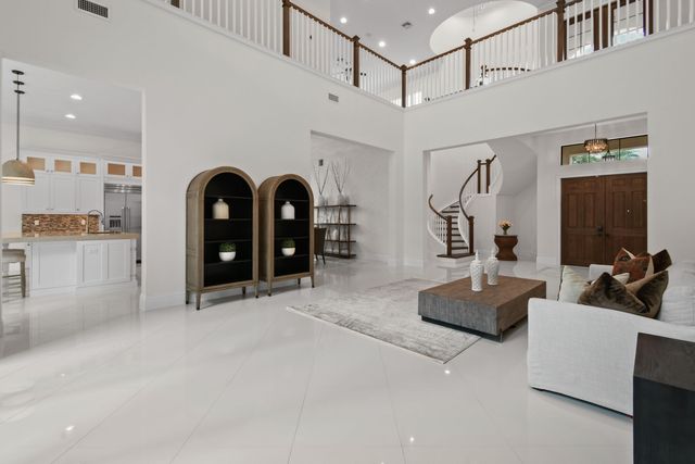 145 Gardenia Isles Drive, Palm Beach Gardens, FL 33418