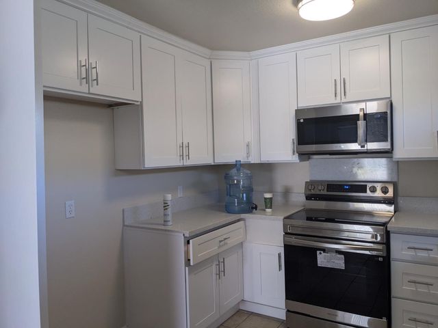 5738 WILKINSON St, Sacramento, CA 95824