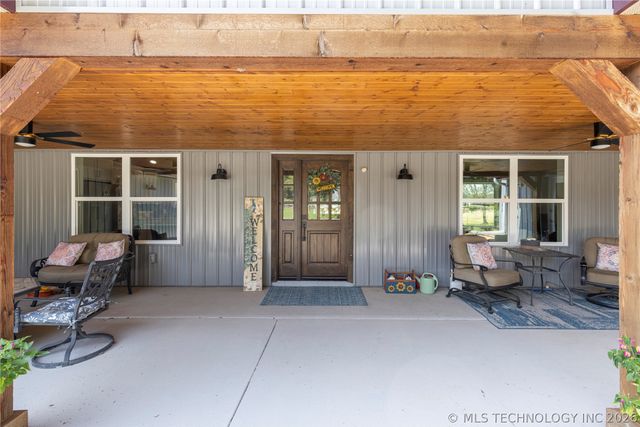 24590 S 600 Road, Grove, OK 74344