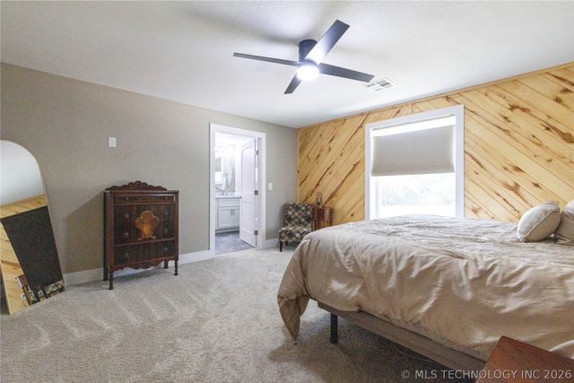 24590 S 600 Road, Grove, OK 74344