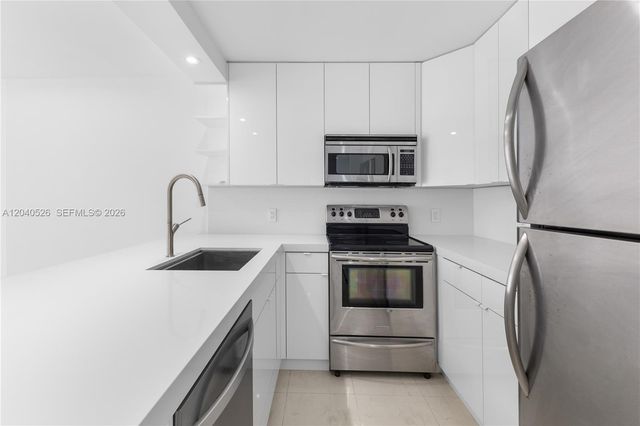 345 Ocean Dr 924, Miami Beach, FL 33139