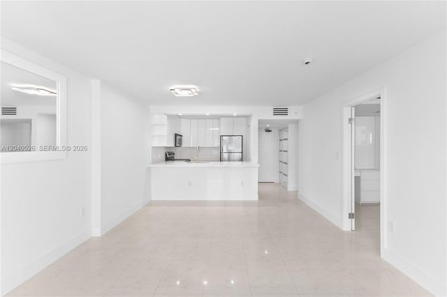 345 Ocean Dr 924, Miami Beach, FL 33139