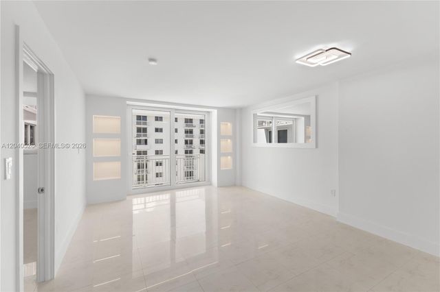 345 Ocean Dr 924, Miami Beach, FL 33139