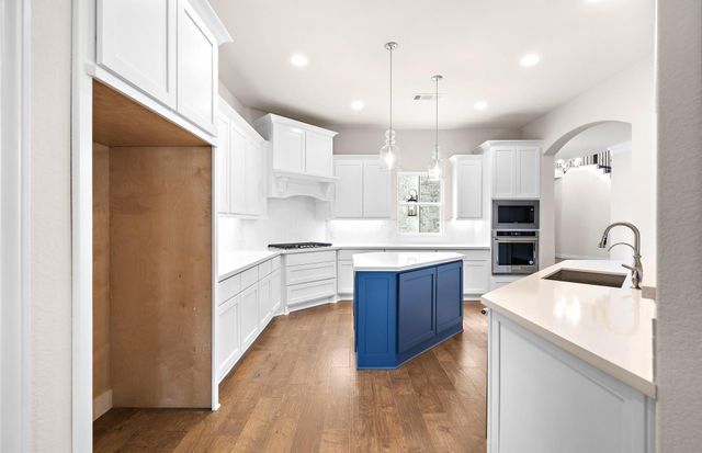 16352 Donen Avenue, Conroe, TX 77302