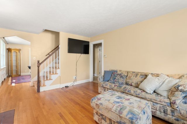8 Cardinal, Worcester, MA 01602