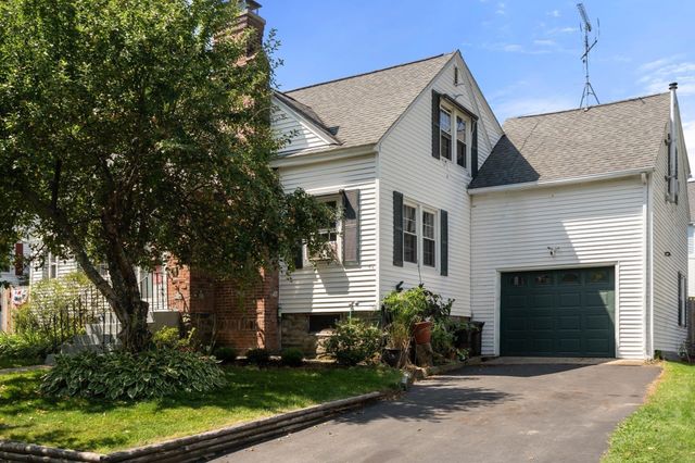 8 Cardinal, Worcester, MA 01602