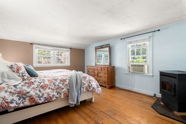 8 Cardinal, Worcester, MA 01602