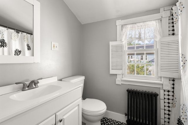 8 Cardinal, Worcester, MA 01602