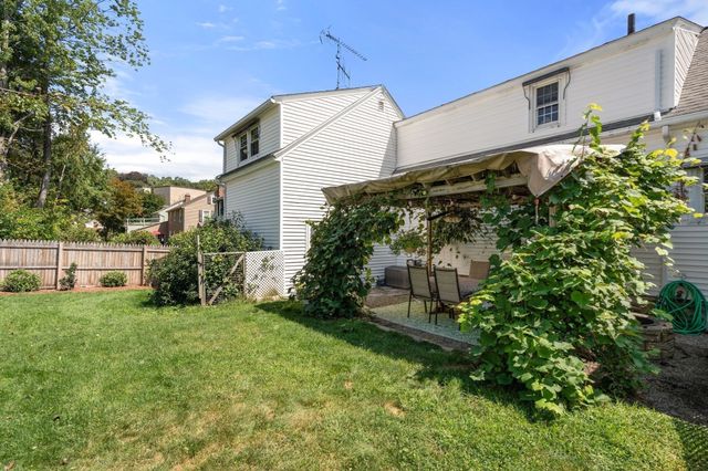 8 Cardinal, Worcester, MA 01602