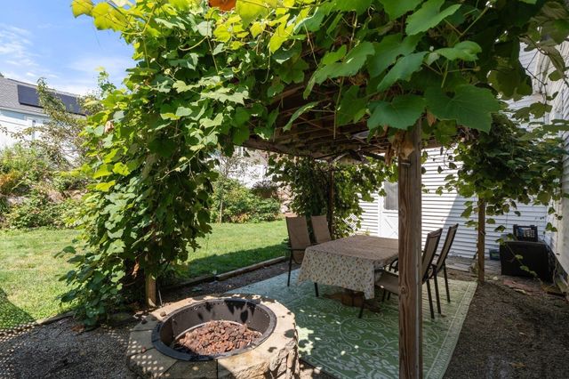 8 Cardinal, Worcester, MA 01602