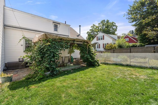 8 Cardinal, Worcester, MA 01602