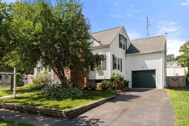 8 Cardinal, Worcester, MA 01602