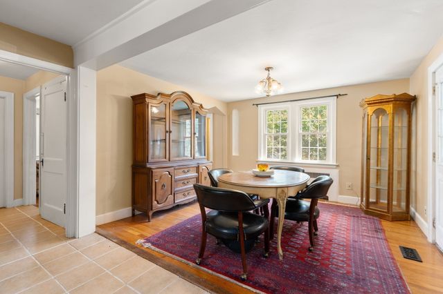 8 Cardinal, Worcester, MA 01602