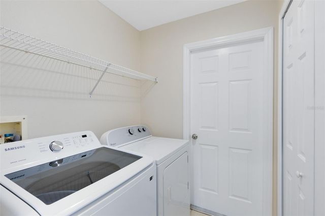 137 COUNTRY LAKES CIRCLE, Groveland, FL 34736