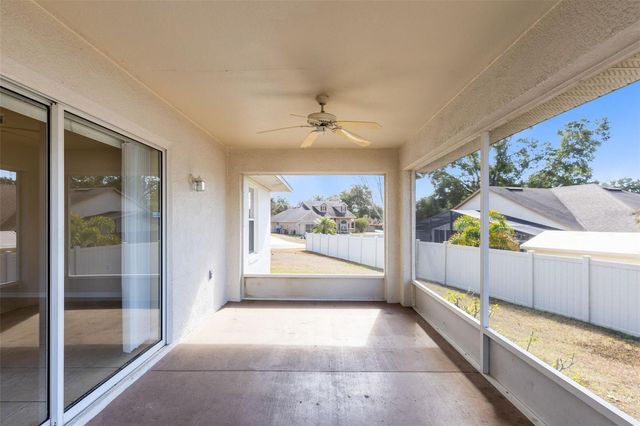 137 COUNTRY LAKES CIRCLE, Groveland, FL 34736