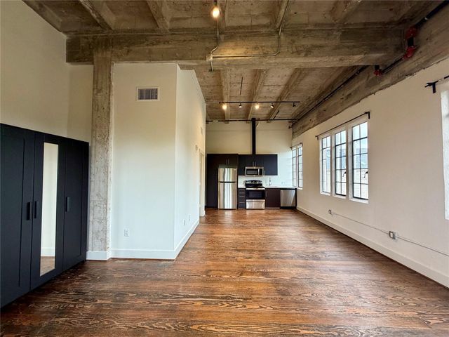 4411 Dallas Street 14, Houston, TX 77023