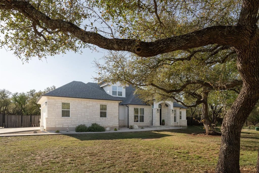 120 Mourning Dove LN, Buda, TX 78610