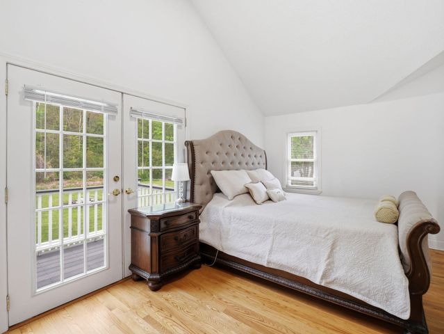 84 City Depot Rd, Charlton, MA 01507