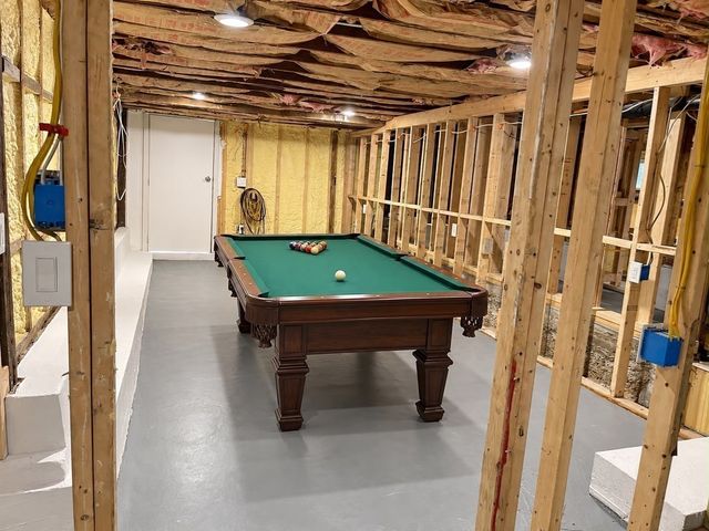 84 City Depot Rd, Charlton, MA 01507
