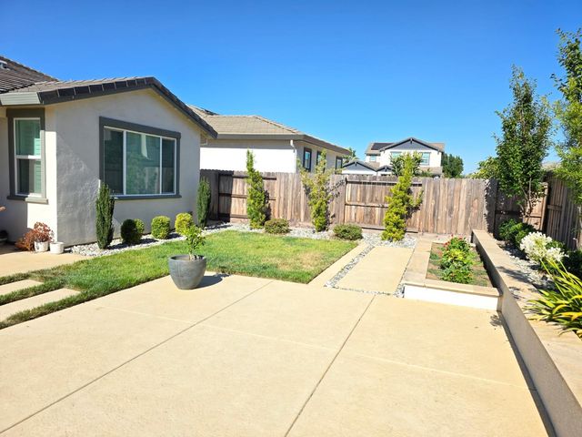 12164 Solis Way, Rancho Cordova, CA 95742