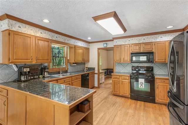 11690 Highland Colony Drive, Roswell, GA 30075