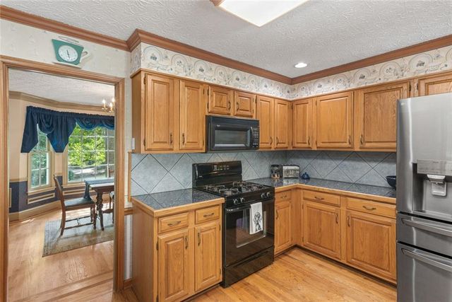 11690 Highland Colony Drive, Roswell, GA 30075