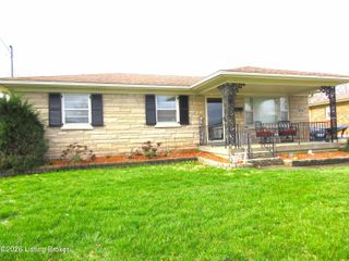 2216 Darrell Dr, Louisville, KY 40216